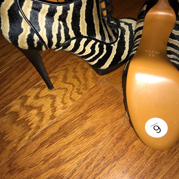 New Gucci Heels - Picture 6 of 7